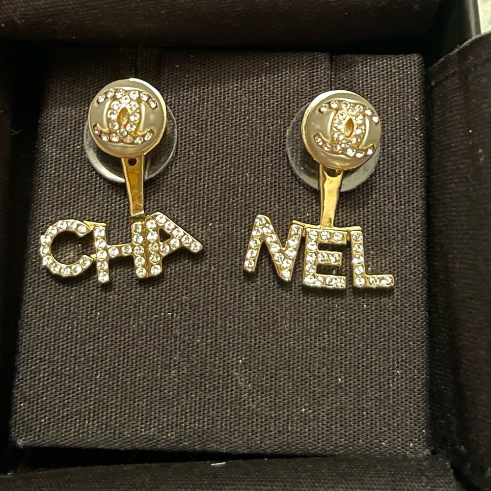 Faux Pearl & Strass ‘CHA-NEL’ Earring Jacket Stud Earrings
